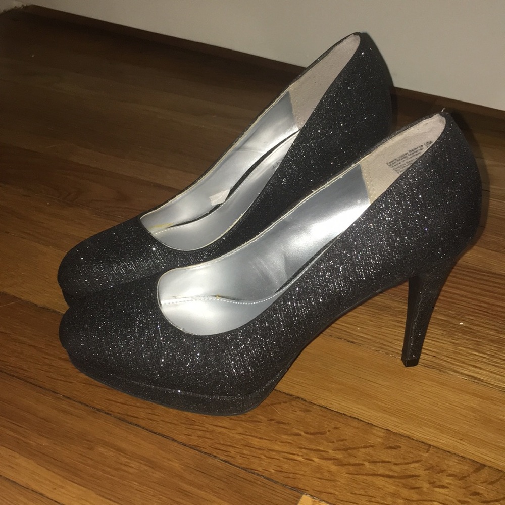 Black shiny high heels